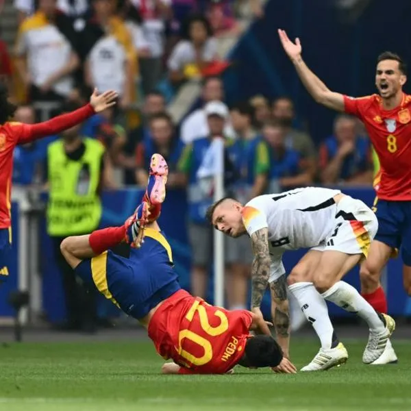 Toni Kroos le metió dura patada a Pedri en España vs. Alemania y lo lesionó: video