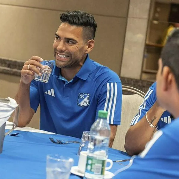 ¡Tan rápido! Las redes no perdonaron y ya convirtieron el rostro de Falcao en un meme