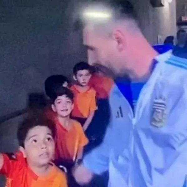 El niño colombiano que habló con Lionel Messi antes de Argentina vs Ecuador