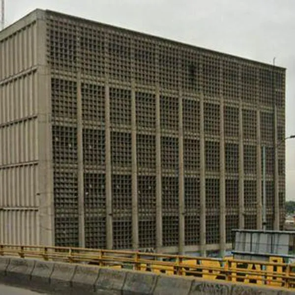 “Edificio de las palomas” en Ricaurte, ¿lo ha visto? esta es su historia