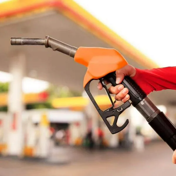 A 16.000 pesos, así quedaría el precio de la gasolina en Colombia por nueva medida que implementaría el Gobierno. Atentos, dueños de carros y motos.