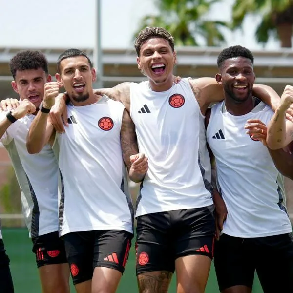 Titular de Colombia vs. Panamá hoy: James Rodríguez, Luis Díaz y más elegidos por Néstor Lorenzo.