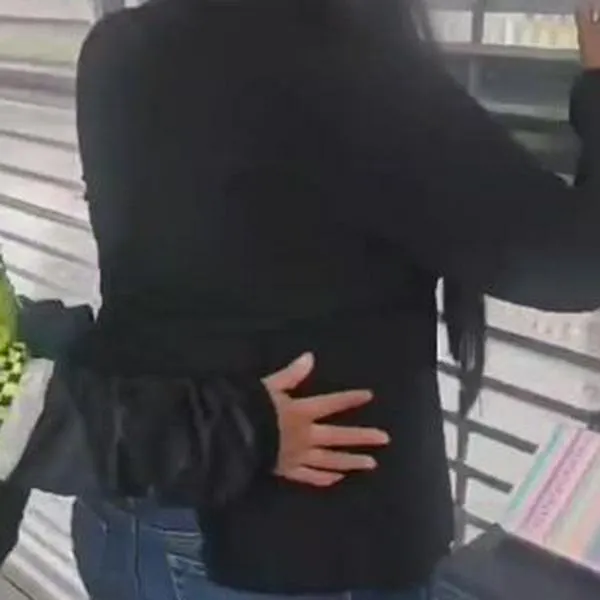 Capturan a presunta ladrona de Transmilenio: tenía 6 celulares en su poder