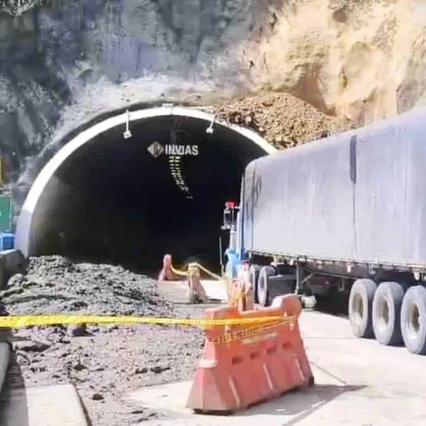 Invías confirma nuevos cierres en la vía La Línea para despejar lodo en el corredor