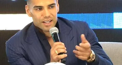 Foto de Falcao García, en nota de qué estudió el jugador por fuera del fútbol y cuánto vale seguir esa carrera