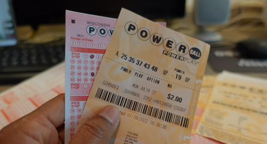Cuánto se gana con lotería Powerball por dos aciertos y más