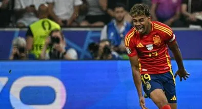 Lamine Yamal, con 16 años, marcó uno de los golazos de la Eurocopa