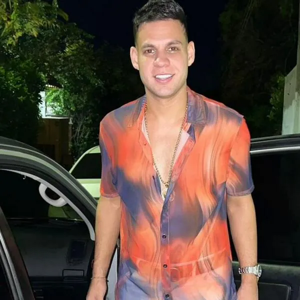 Habla cantante de vallenato que le mordieron parte íntima en concierto en vivo.