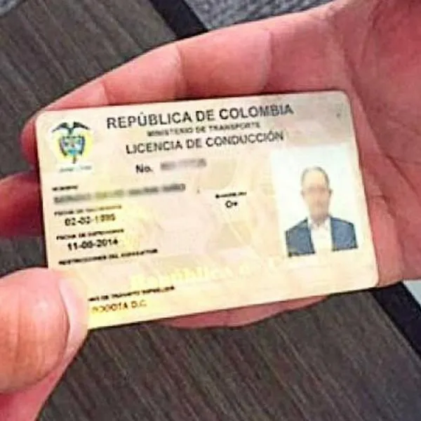 Licencia de conducción en Colombia y recategorización que vale $ 200.000