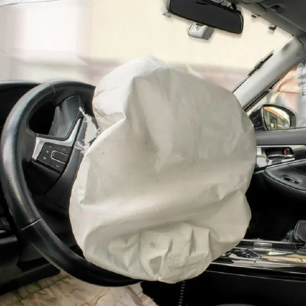 BMW y Stellantis revisan 700.000 carros por problemas en airbags en EE.UU.