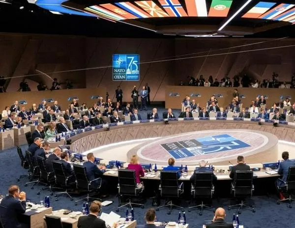 La OTAN refuerza su apoyo a Ucrania y critica duramente China