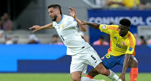 Rodrigo Bentancur le rompió la cabeza a un compañero.