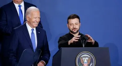 Biden confundió a Zelensky con Putin. 