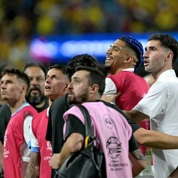 Pelea de Colombia vs. Uruguay: sancionaron a jugador por atacar a miembro de la FCF.
