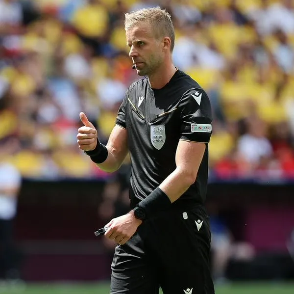Árbitros Eurocopa y qué reloj usan