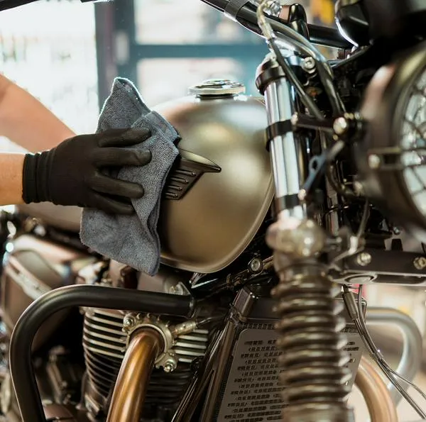 ¿Qué le puedo modificar a una moto en Colombia? 
