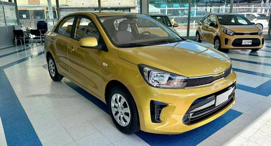 Taxis en Colombia: Revista Motor aclara si cambiará el color amarillo por nuevos carros que han salido en tonalidad dorada.