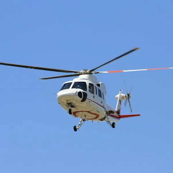 ¿Cuál es la altura máxima que vuela un helicóptero? 