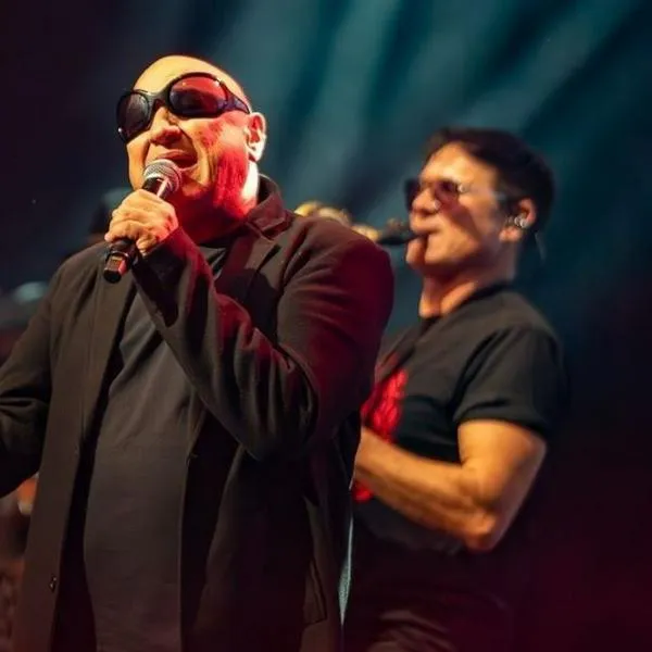 La Mosca cantó ‘Muchachos’ en Bogotá y asistentes respondieron Colombia Campeón