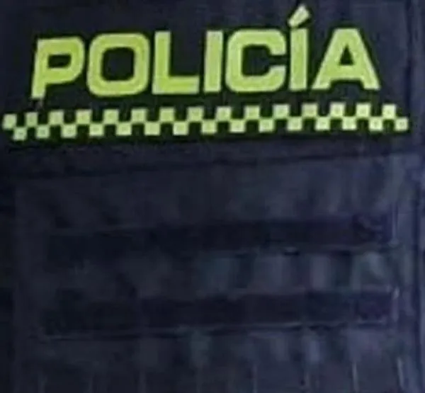 Motociclista arrolló a policía en Medellín por no parar en puesto de control
