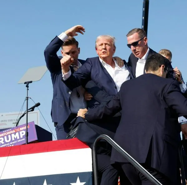 Pánico en Estados Unidos: se escucharon disparos durante discurso de Donald Trump en medio de su campaña electoral. 