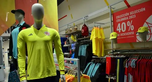 Camisetas originales de la Selección, agotadas a pesar de su alto precio, se vive y se siente la fiebre por la Selección Colombia