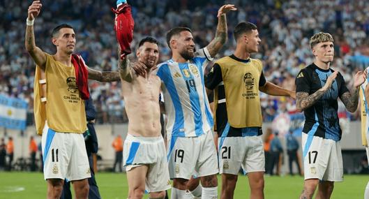 Filtran secreto del camerino de Argentina, de cara al partido contra Colombia en la final de la Copa América. Periodista dijo: "Confiados, ni penales".