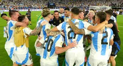 Jugadores argentinos, que se burlaron de canción de Ryan Castro para Selección Colombia