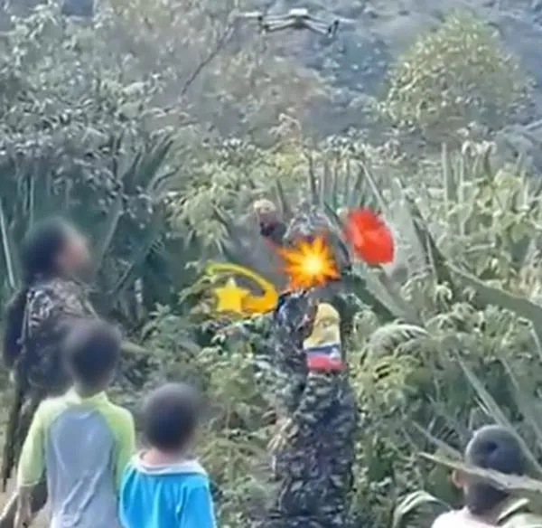 Disidencias de las Farc estarían usando drones como armas; niños aparecen con ellos en un video