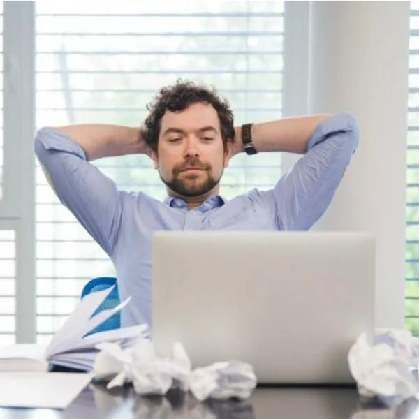 ¿Cuánto tiempo debo llevar en la empresa para tener derecho al día de la familia? 