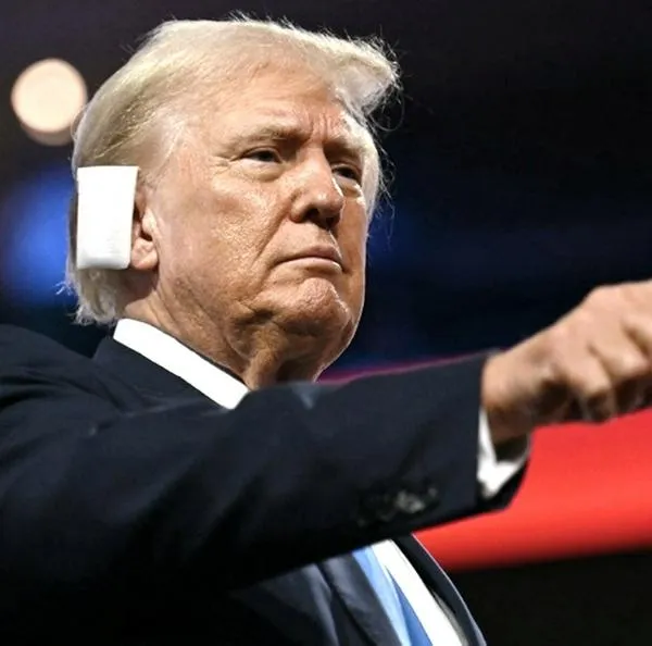 Donald Trump, cuyo atentado fue puesto en duda