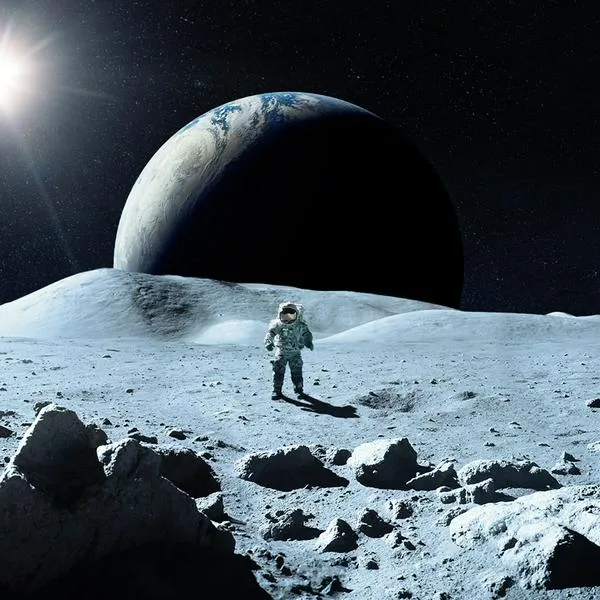 ¿Cómo avanza el tiempo en la Luna? 