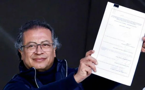 Petro fue citado como testigo de caso de presunta corrupción por la Corte Suprema