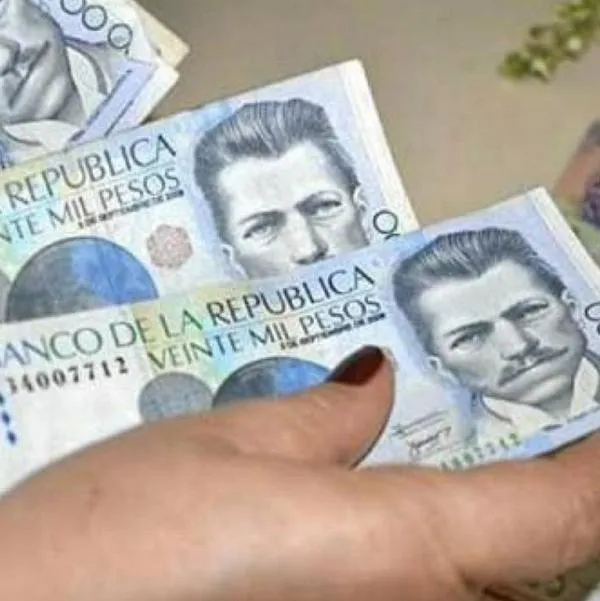 ¿Cuánto era el sueldo minimo en el año 2000 en Colombia? El cambio es sorprendente