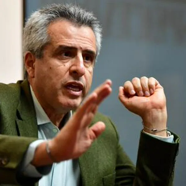 Exministro del interior colaborará con Fiscalía pero negó acusaciones de Olmedo López