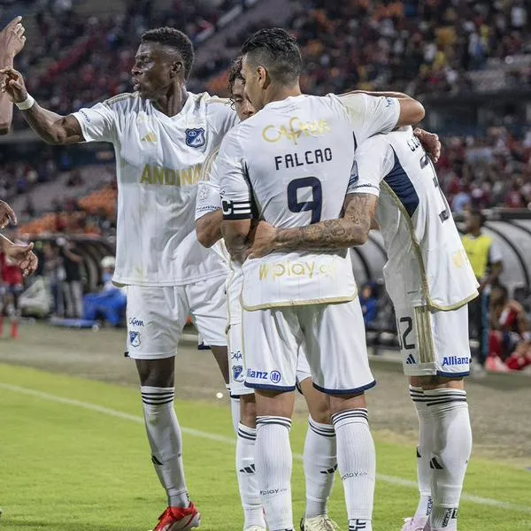 Falcao, aplaudido en estadio Atanasio Girardot durante Medellín-Millonarios