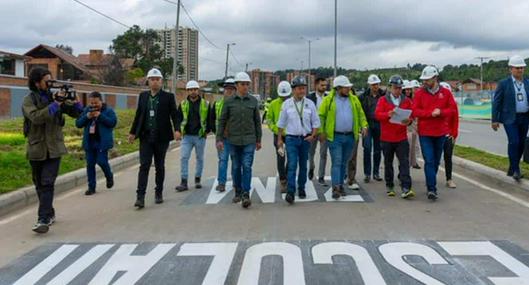 Entregan nuevo tramo de la Avenida Boyacá, en Bogotá, luego de tres años de retrasos