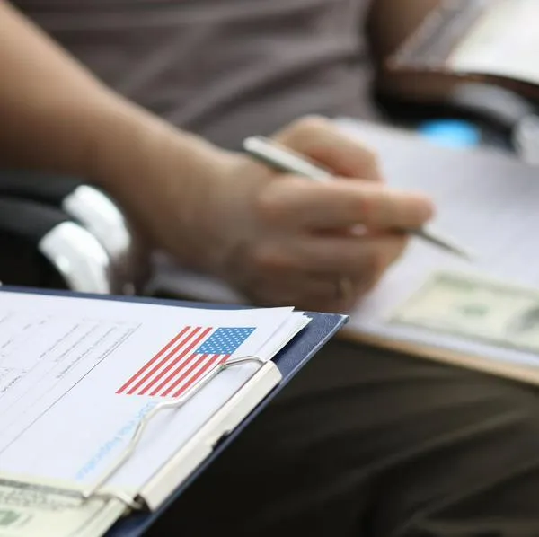  ¿Qué se necesita para tener green card en EE. UU.? Empresa busca trabajadores