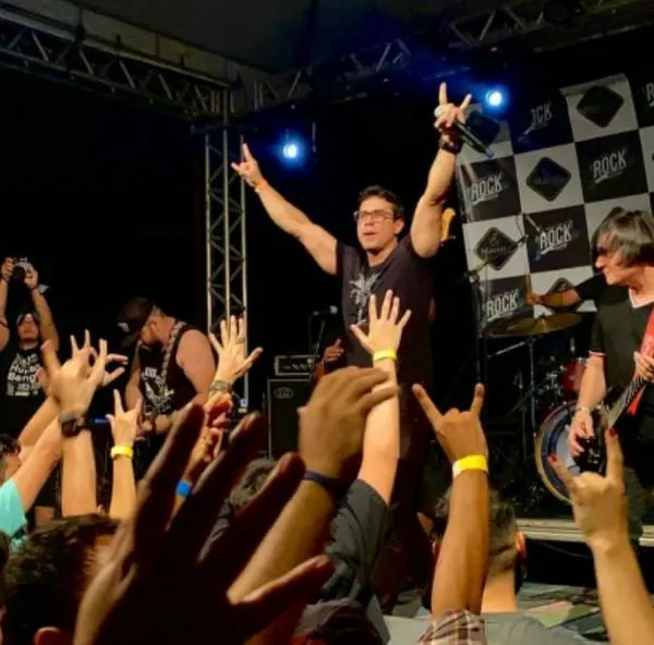 Ayres Sasaki falleció a los 35 al ser electrocutado durante un concierto