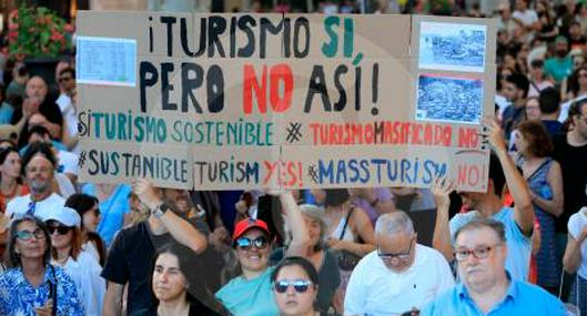 Siguen las protestas contra el turismo masivo en España