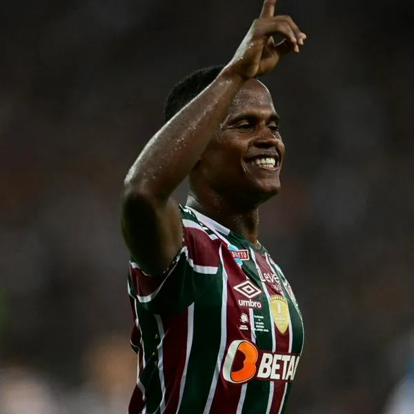 Fluminense presentó a otro colombiano (doble nacionalidad) y hará dupla con Jhon Arias