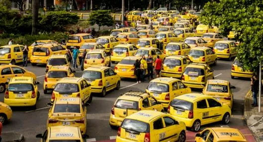 Paro de taxistas preocupa a más de 100.000 conductores en Colombia de Uber, DiDi y Cabify, pues buscan que se prohíban las aplicaciones.
