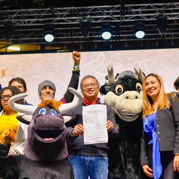 Gustavo Petro Sancionó la Ley ‘No más olé' que prohíbe la corrida de toros en Colombia
