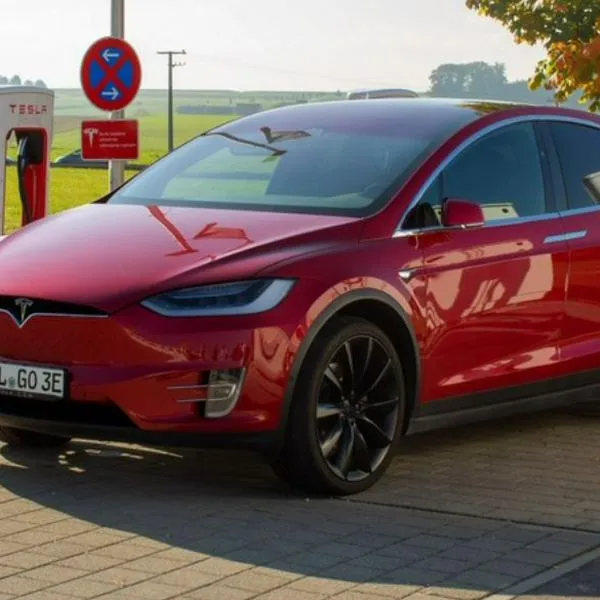 Los carros eléctricos tendrán arancel de 200 % en Estados Unidos si Donald Trump gana la presidencia y advierten que se dispararía su precio.