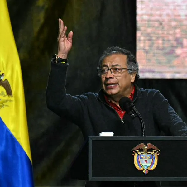 Presidente Petro le hecho culpa al congreso de violencia armada por no legalizar cannabis