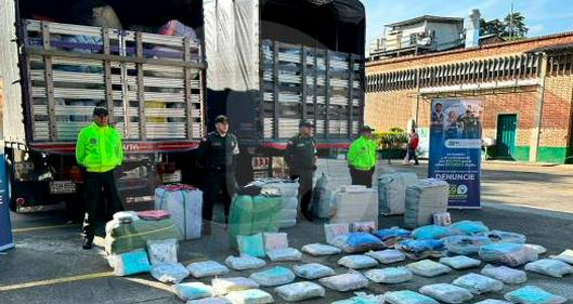 Decomisan en Antioquia confecciones de contrabando valoradas en más de $2.000 millones