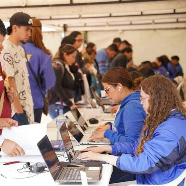 Feria de empleo en Barrios Unidos, Bogotá; hay más de 600 vacantes con o sin experiencia
