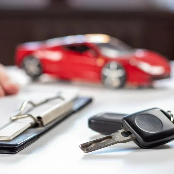 Ferrari aceptará compra de carros con criptomonedas como medio de pago