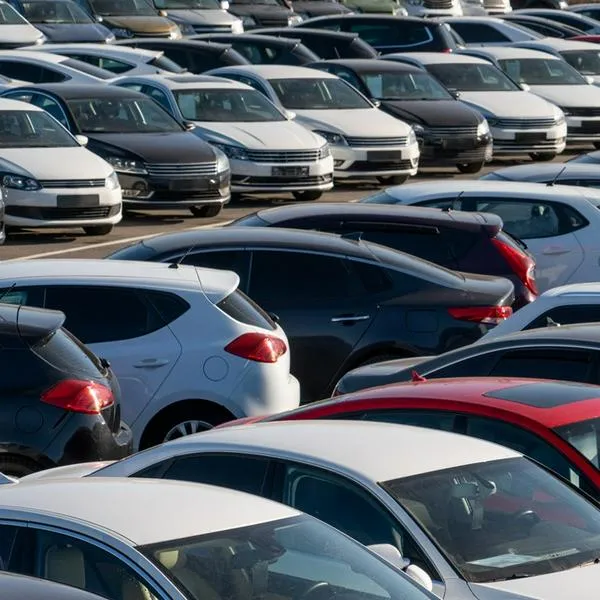 Carros nuevos que venden Toyota, Renault, Chevrolet, Kia y Mazda son más comerciales.