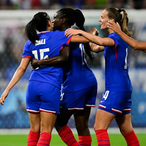 Juegos Olímpicos: Francia vence a Colombia. 